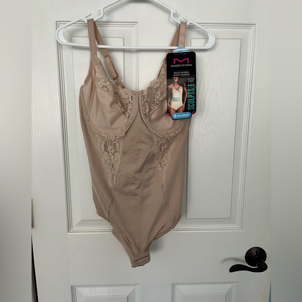 Body shaper with built-in bra